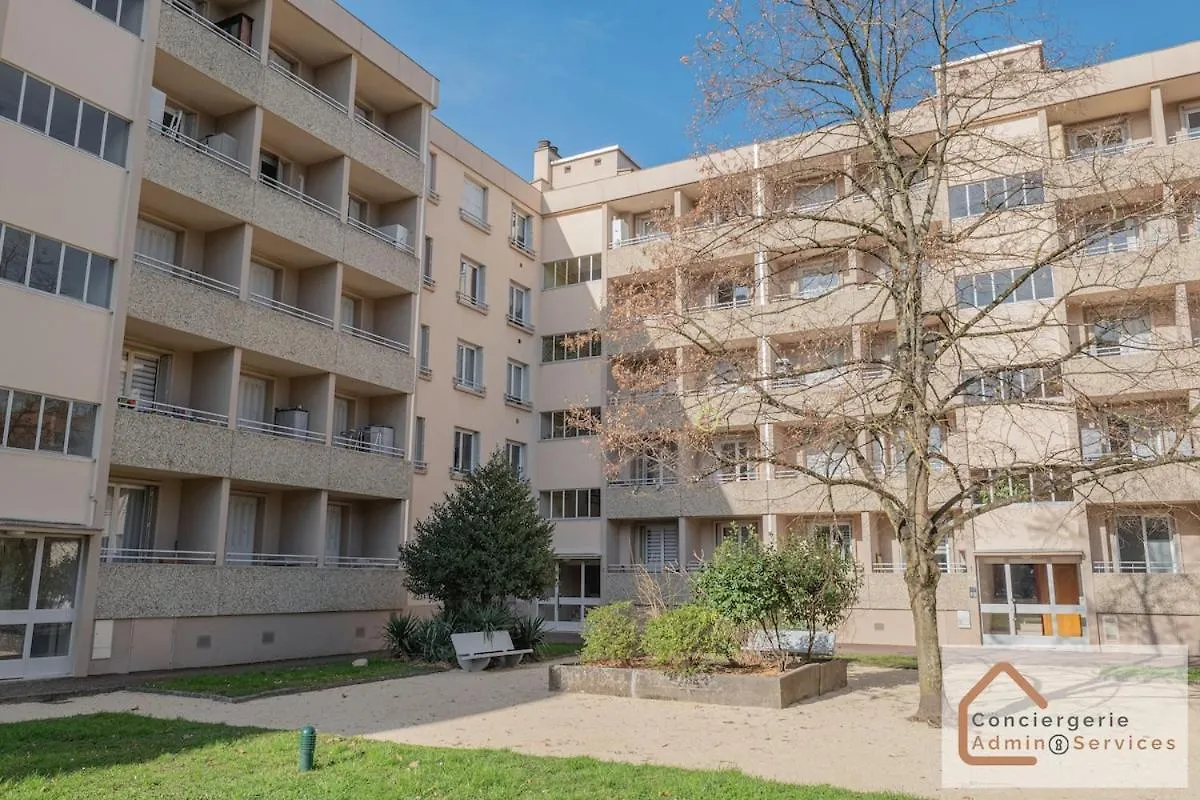 アパート カリュイール・エ・キュイールAgreable T3 Avec Balcon Et Parking Inclusアパートメント フランス